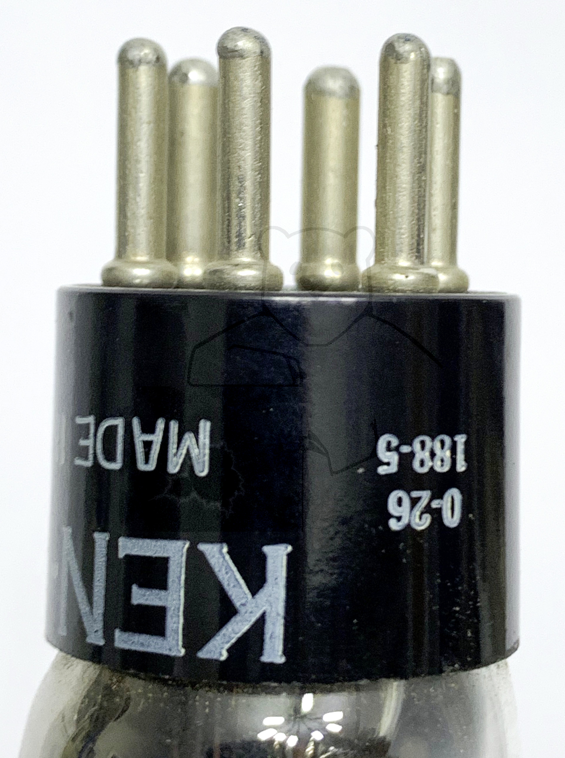Röhren mit: USA, Medium, 6pol.